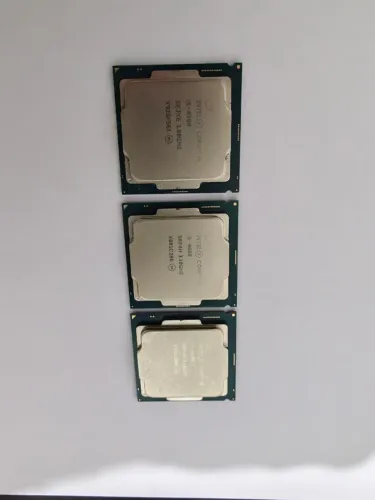 Lote 3 processadores , dois i5 9600 e um i5 8500