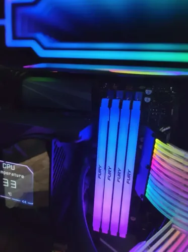 MEMORIA RAM 4x8 3200MHZ DDR4 FURY BEAST RGB 32GB