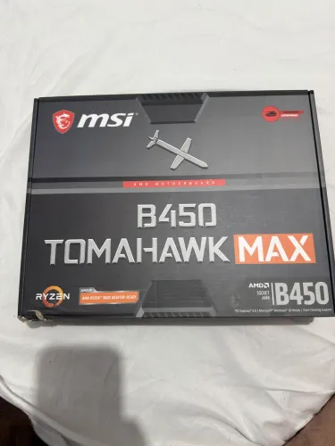 Placa Mãe B450 TomaHawk Max
