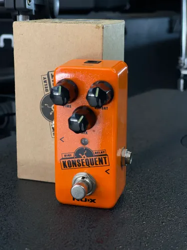 Pedal NUX Konsequent Digi Delay Mini Pedal
