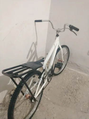 Bicicleta montadinha aro 24