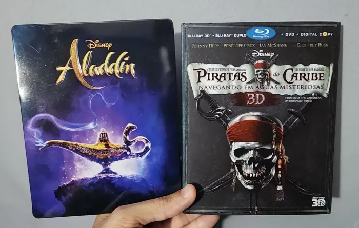 Blu-rays Alladin + Piratas do Caribe navegando em águas misteriosas
