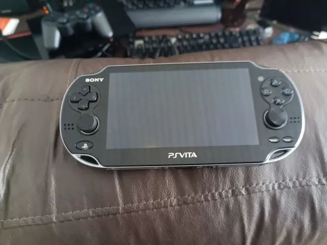 PSVITA OLED 128gb Desbloqueado