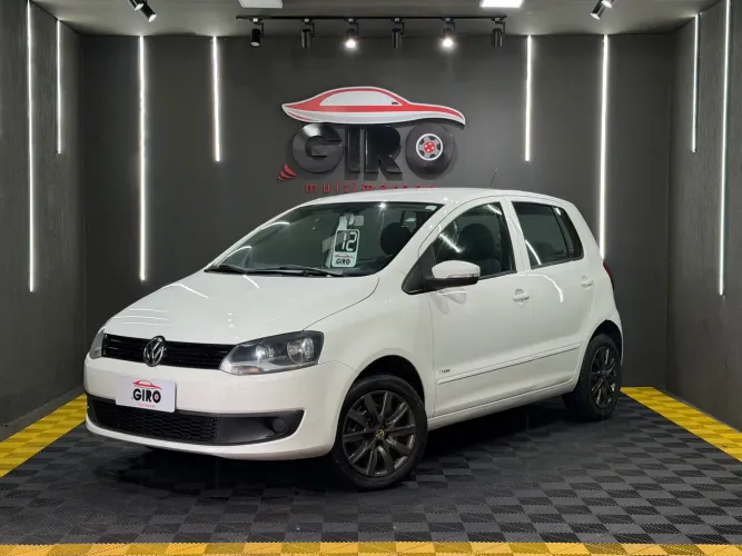 Volkswagen Fox Trendline 1.0 Flex 8V 5P 2012