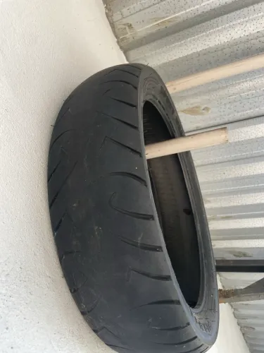 Pneu fazer 250, usado careca, pirelli (Sport demon)