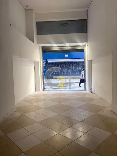 Loja Comercial para Locação no Centro de São Paulo com 700 m² e sem vaga de garagem.