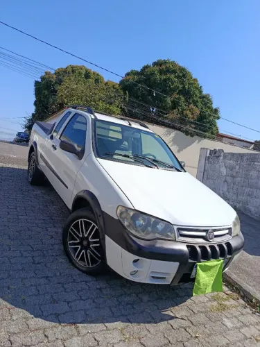 Fiat Strada 1.4 MPI Fire Flex 8V CE 2011
