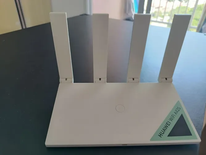 Roteador Huawei ax2s