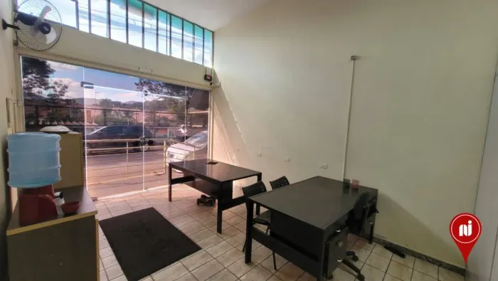 Loja para alugar, 30 m² por R$ 1.518,00/mês - Centro - Brumadinho/MG