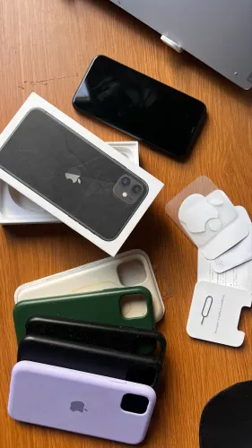 iPhone 11 128gb- touch sem pegar 