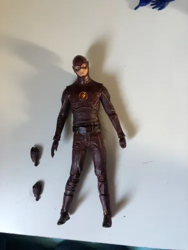 DC Universe Flash CW