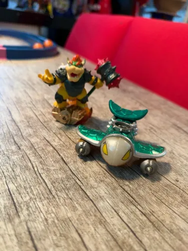 Skylander Bowser + Clown Cruiser