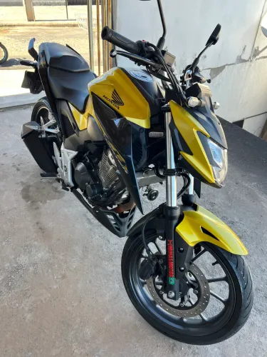 Honda CB 300F Twister ABS 2024 | Único Dono | 12.500 km | Impecável