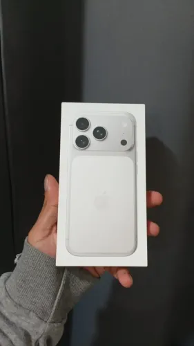 iPhone 17 pro 256GB Silver