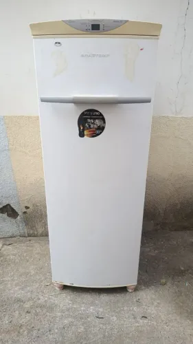 Freezer vertical Brastemp R$1.190