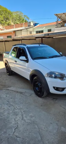 Fiat Strada Trekking 1.6 16V Flex CD 2015
