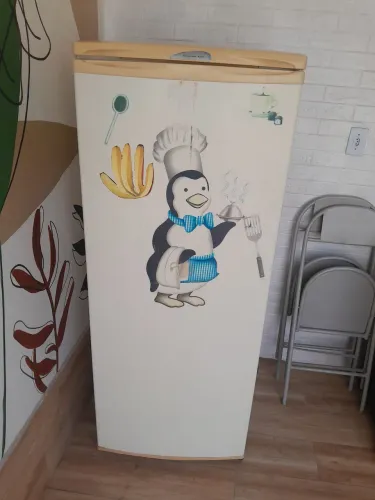 Geladeira com defeito 