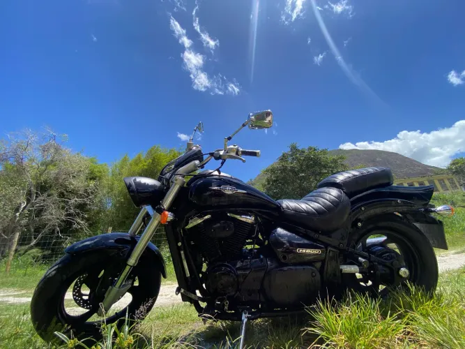 Suzuki boulevard m800
