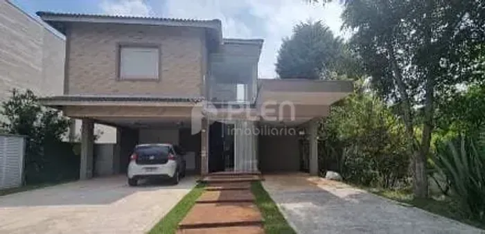 Sobrado 526m2, 4 dormitórios suítes, sala 3 ambientes, 9 vagas e lareira à venda Tamboré 1