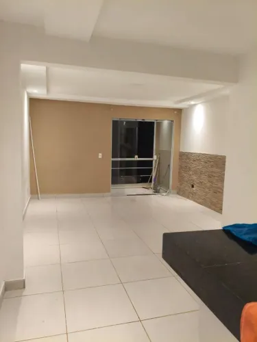 Vendo 3 kitnets mais uma casa com laje e telhado perto iate clube de ibicui/ Mangaratiba