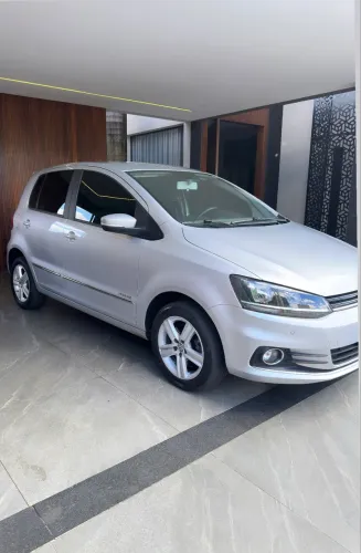 Volkswagen Fox Highline 1.6 Flex 16V 5P 2016