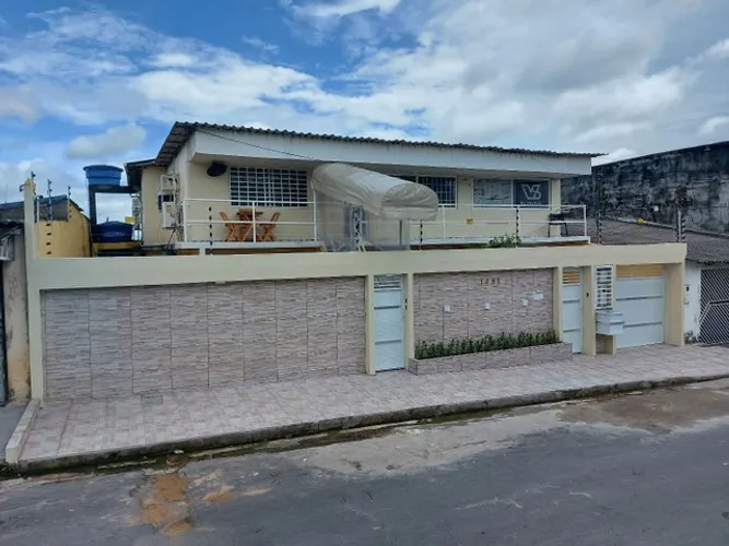 Lojas e Salas Comerciais Completas no Japiim