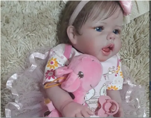 Boneca Bebê Reborn Nynah- Pode dar Banho