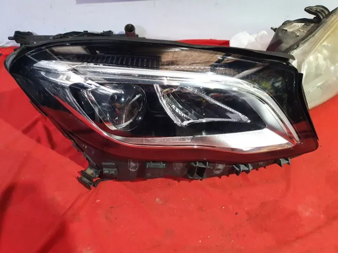 Farol Mercedes Gla 2017/2020 Original Ld