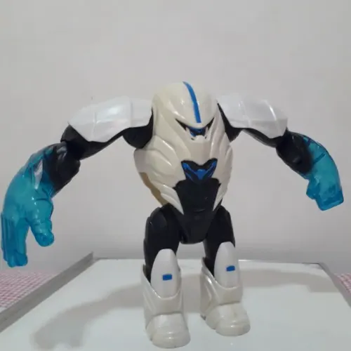 Boneco Articulado Max Steel
