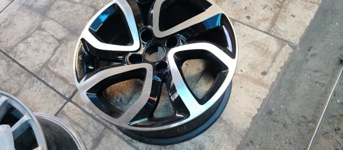 Roda Original De Citroen Air Cross Aro16 (unid.avulsa)