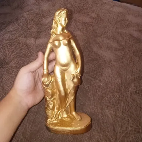 Escultura Afrodite nova