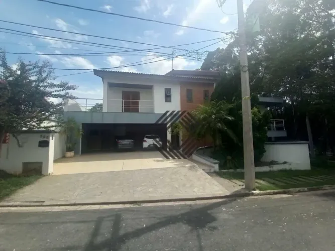 Sobrado para comprar com 05 quartos, sendo 04 suítes, no Condomínio Ibiti do Paço em Soroc