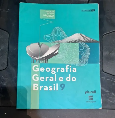 Livro de Geografia 9 ano Plural