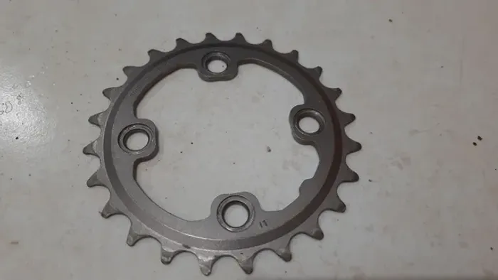 Coroa shimano 24t novíssima 