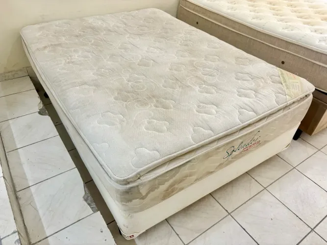 Cama box de casal , cama de casal
