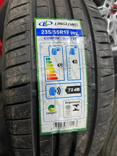 Pneus 235/55/17 azera