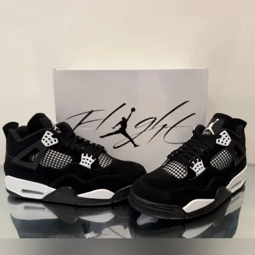 NIKE JORDAN 4 FLY