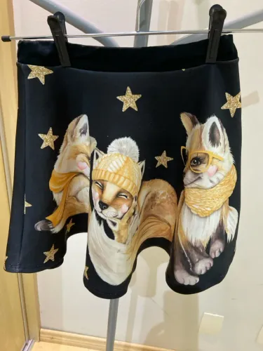 Saia infantil com estampa de raposas