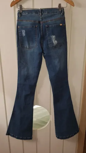 Calça Jeans Flare Destroyed