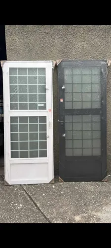 Portas de Ferro Tijolinho quadradinho ou palito 