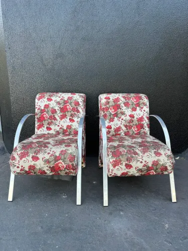 Vendo 2 Poltrona  por R$150