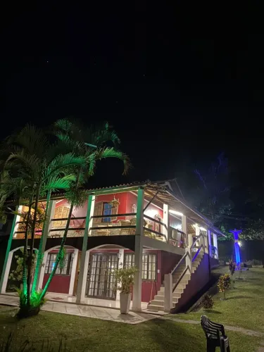 Casa de Porteira Fechada a venda em Ipiabas.