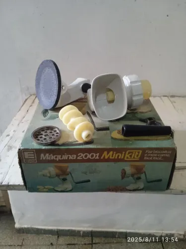Máquina de Biscoito e Moedor de Carne 2001 Mini Kit
