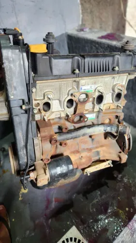 Motor Mobi 1.0 4 cilindros 