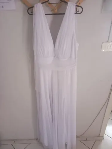 VESTIDO DE NOIVA GG - USADO APENAS UMA VEZ! Entrego e aceito cartão