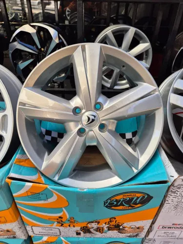 Jogo de rodas BRW FUSCA TSI Toda Linha VW Aro 17 - 4x100 - NOVAS