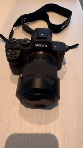 Câmera Sony 7ii + lente 28 70