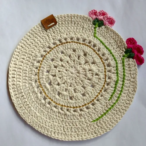 Sousplat de Crochê Artesanal com Flores (unidade)