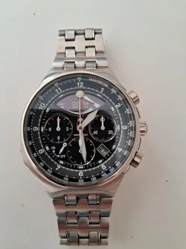 Relógio Citizen Eco-drive Calibre E 210-t007058