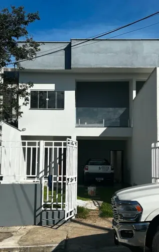 Casa 3 quartos Bondarowisk IMOVEL NOVO